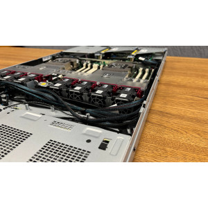 H3C UniServer R4700 G3 4xSFF + 4xNVME